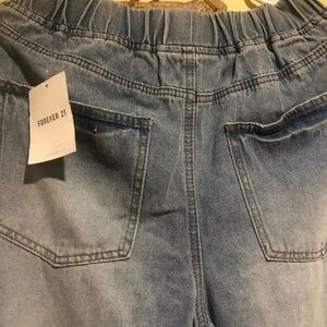 Forever21 wide leg Baggy Jeans